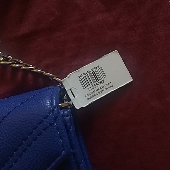 NWT Express Blue Quilted Crossbody - Picture 2 of 3